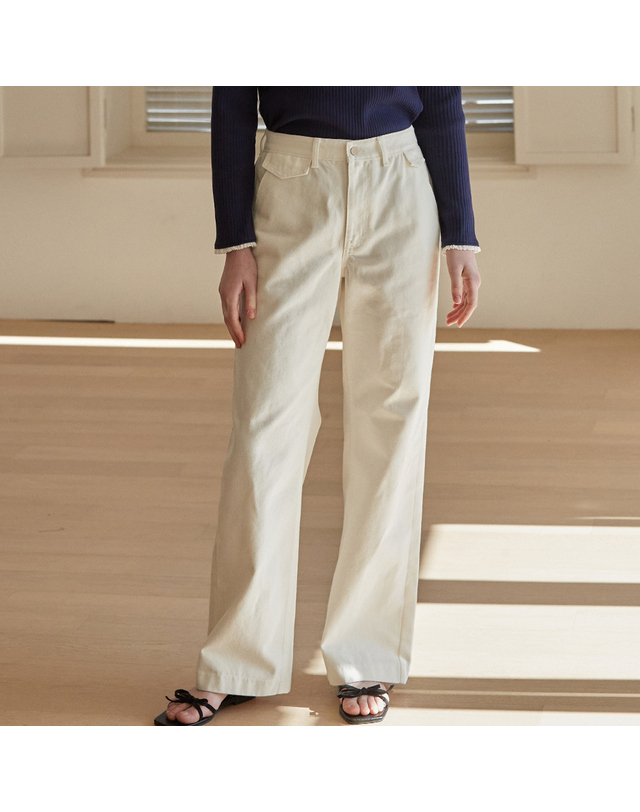 비뮤즈맨션 Pocket point cotton pants - Off white 착용컷
