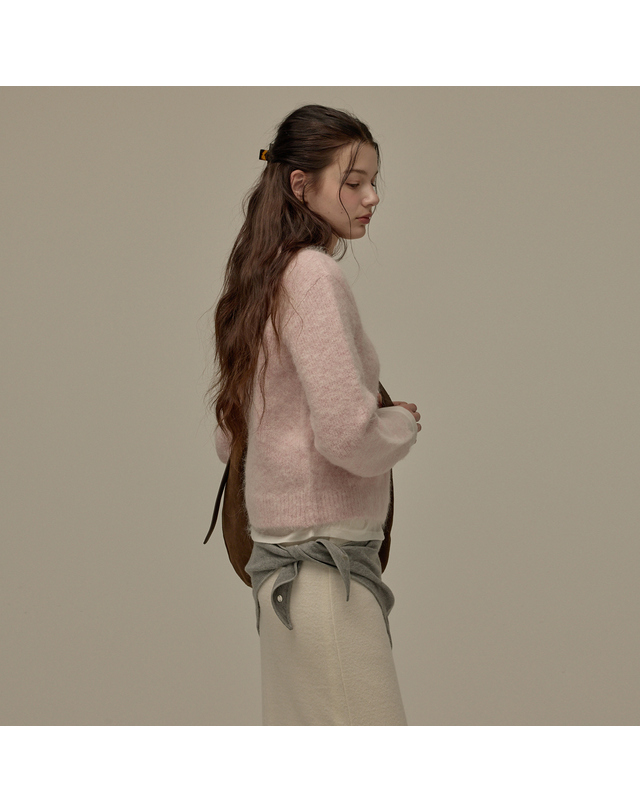비뮤즈맨션 Triangle muffler - 2colors 착용컷