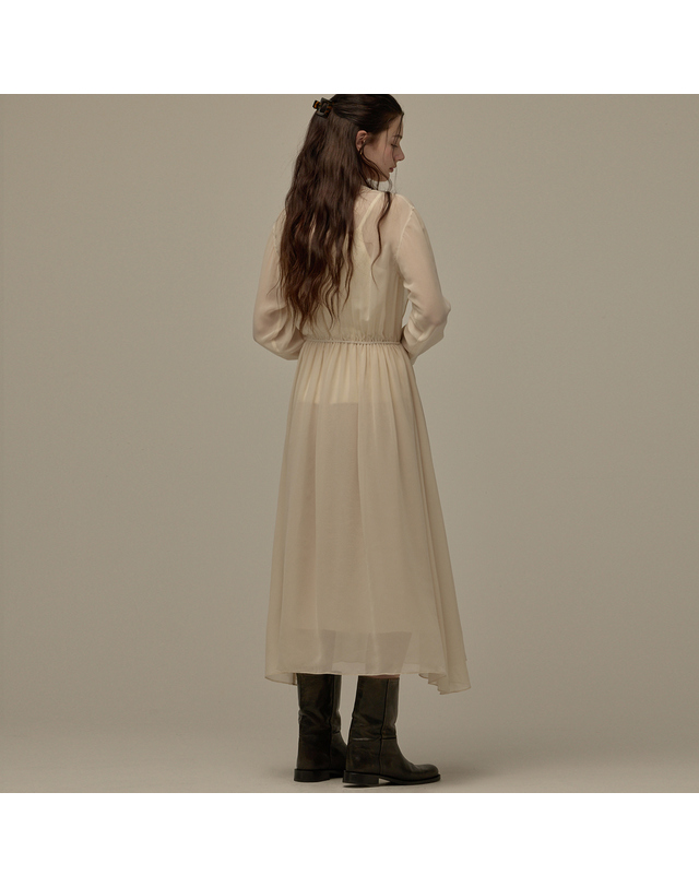 비뮤즈맨션 Sheer long dress - Beige 착용컷