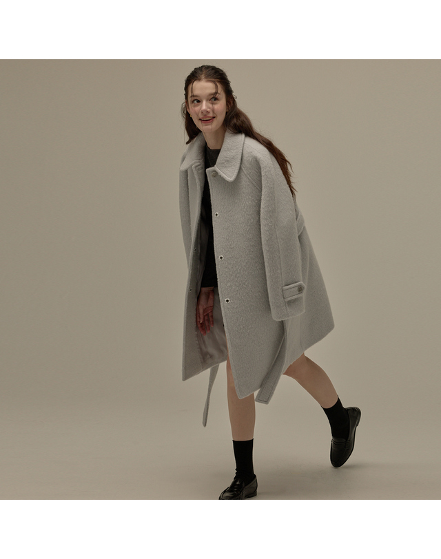 비뮤즈맨션 New raglan half coat - Light beige 착용컷
