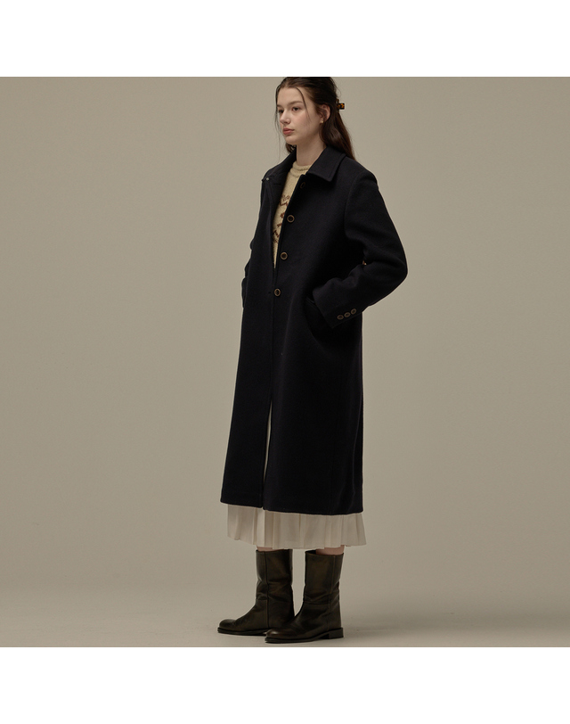 비뮤즈맨션 Single button long coat - Navy 착용컷