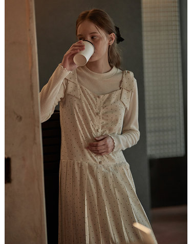 Detachable ribbon pleated dress - Ivory heart