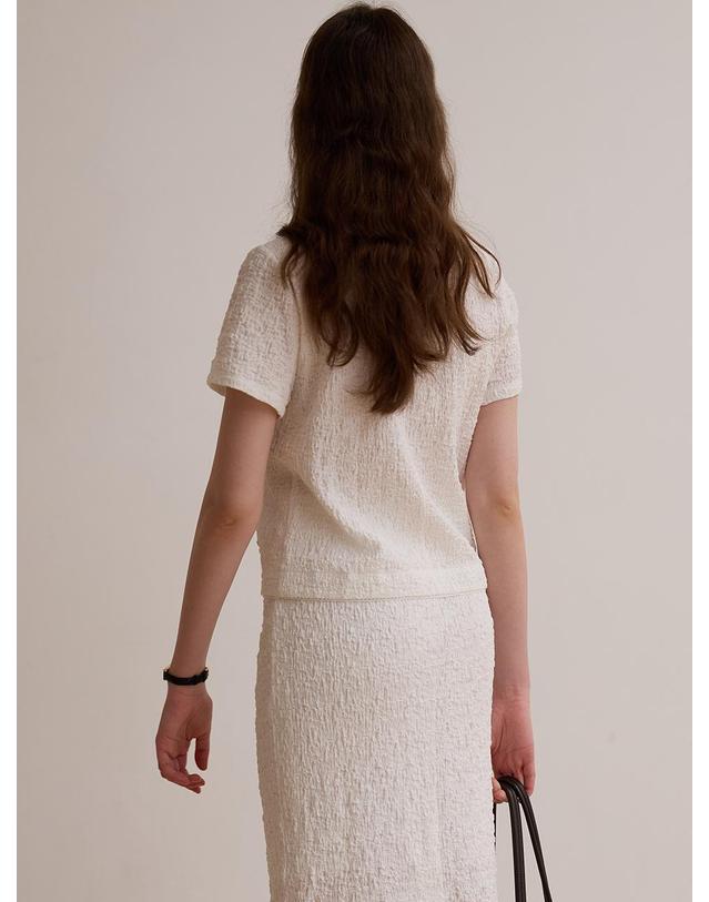 비뮤즈맨션 Crinkle round blouse - Off white 착용컷