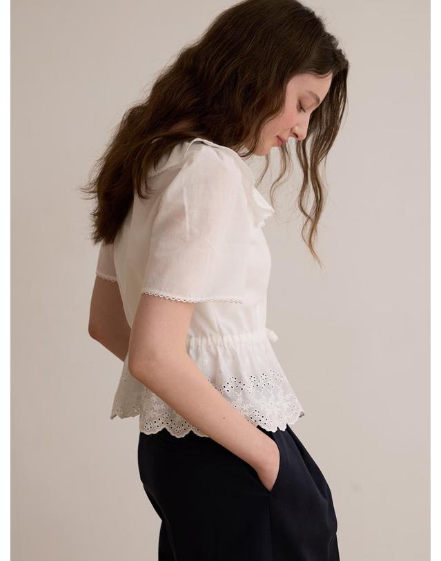 비뮤즈맨션 Eyelet lace blouse - Off white 착용컷