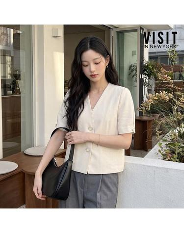 [비지트인뉴욕] 논 칼라 퍼프 셔링 하프 슬리브 자켓 (VZ5JK33)