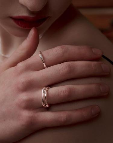 SS010 Asymmetric Wave Ring