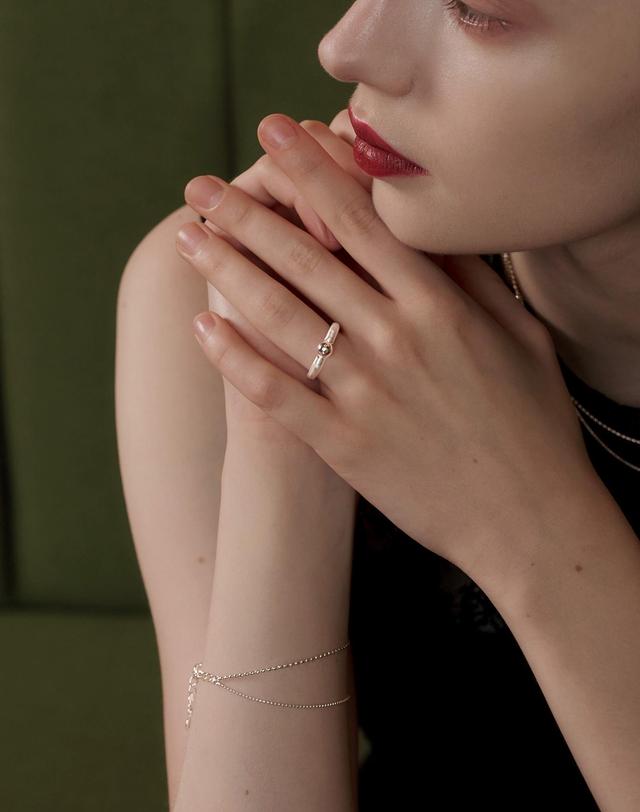 티오유 SS020 Layered Ball Chain Bracelet 착용컷