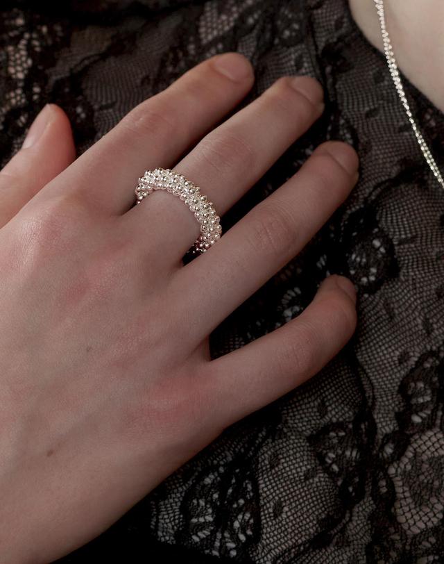 티오유 SS011 Bold Ball Open Ring 착용컷