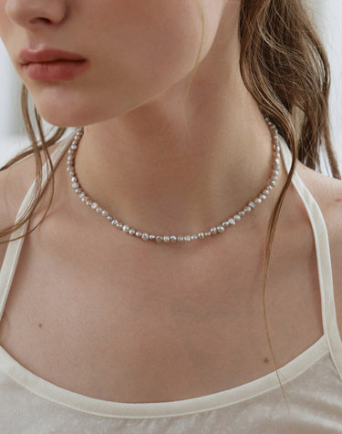 ARM018 Vintage Gray Pearl Necklace