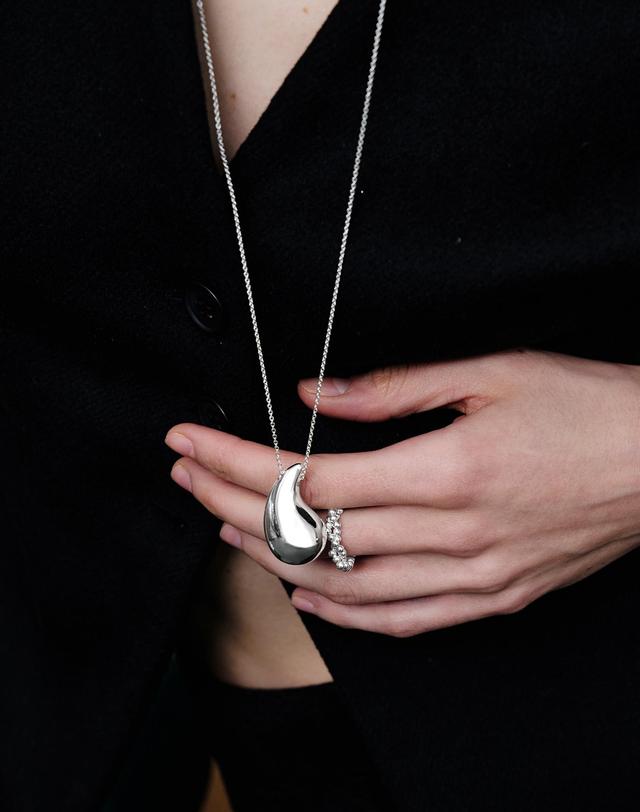 티오유 NP017 Metal Volume Necklace 착용컷