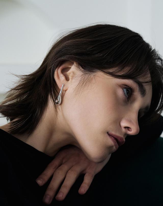 티오유 NP030 Long Water Drops Earrings 착용컷