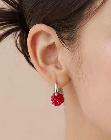 HU006 Red beads ball earrings
