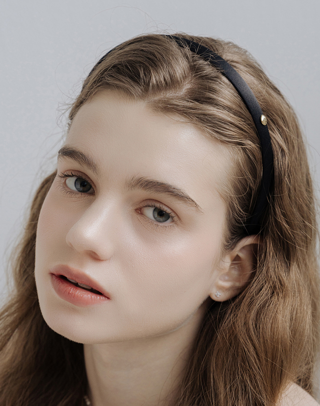 하스 HA030 Slim basic hairband 착용컷
