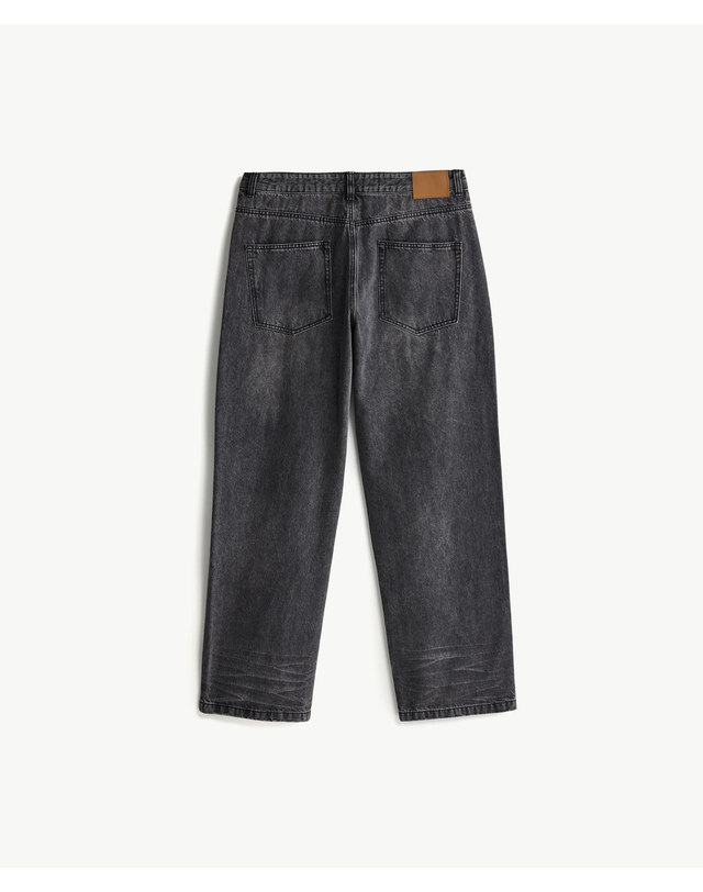 제로라운지 13.5 oz 더티워싱 와이드핏 데님 _블랙_0DMXZ72OSB 착용컷