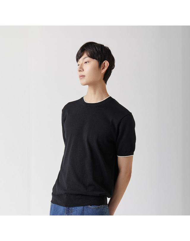 매너그램 울트라파인 실켓 라운드니트 블랙_안티필링 착용컷