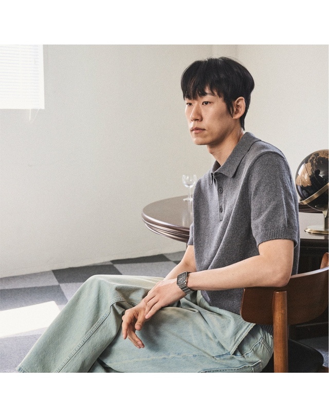 매너그램 ITALY 칸디아니 커브드 데님팬츠 라이트블루 착용컷