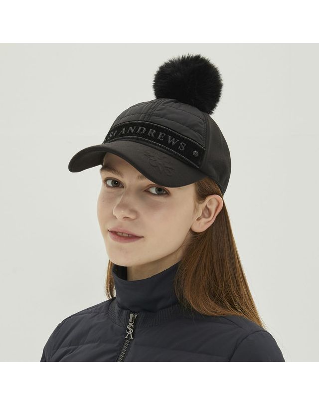 세인트앤드류스 여성 별 심볼 워딩로고 퀼팅 볼캡 착용컷