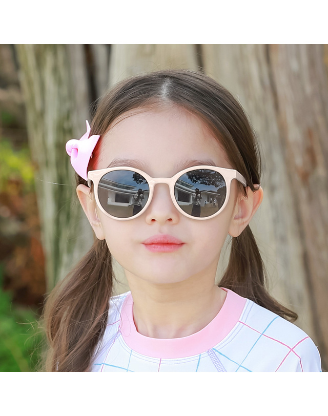 베이-비 BAY-B 아기 유아 아동 자외선차단 키즈 선글라스 심플 4종 세트 착용컷