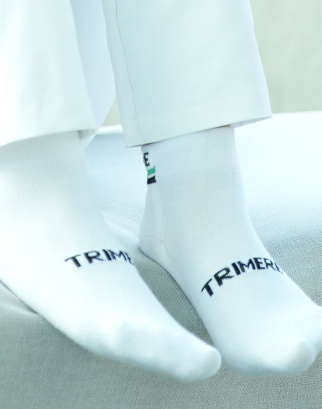트리메르 TRIMERE GOLF STRIPE SHORT SOCKS WHITE 착용컷