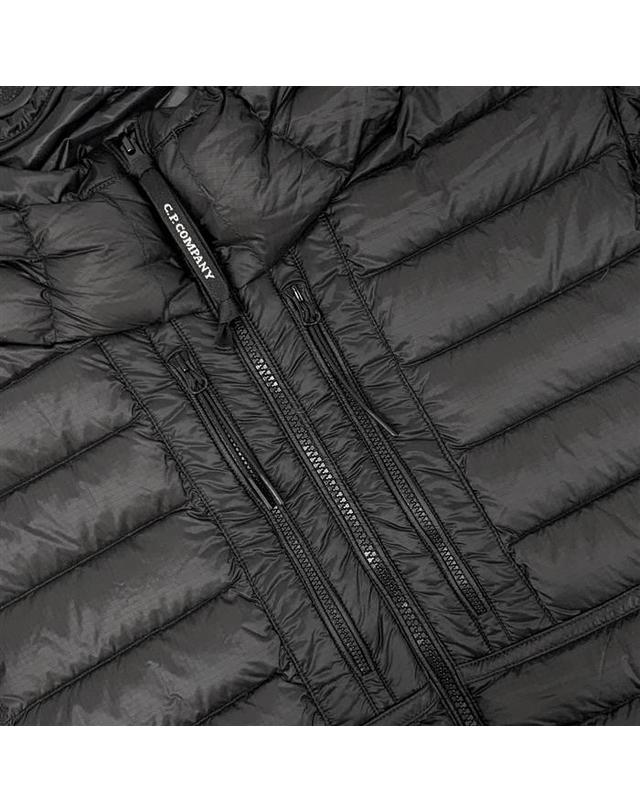 씨피컴퍼니 국내 26FW CP컴퍼니 21CMOW021A 110416A 디디쉘 고글 포켓 패딩 착용컷