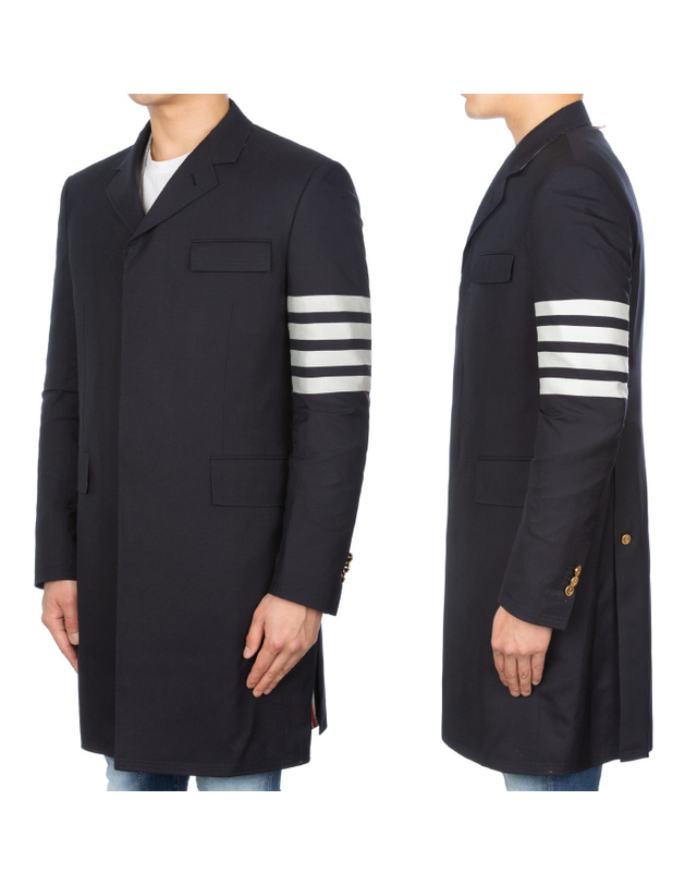 톰브라운 톰브라운 사선 완장 금장 버튼 체스터필드 코트 MOC567A 06146 415 착용컷