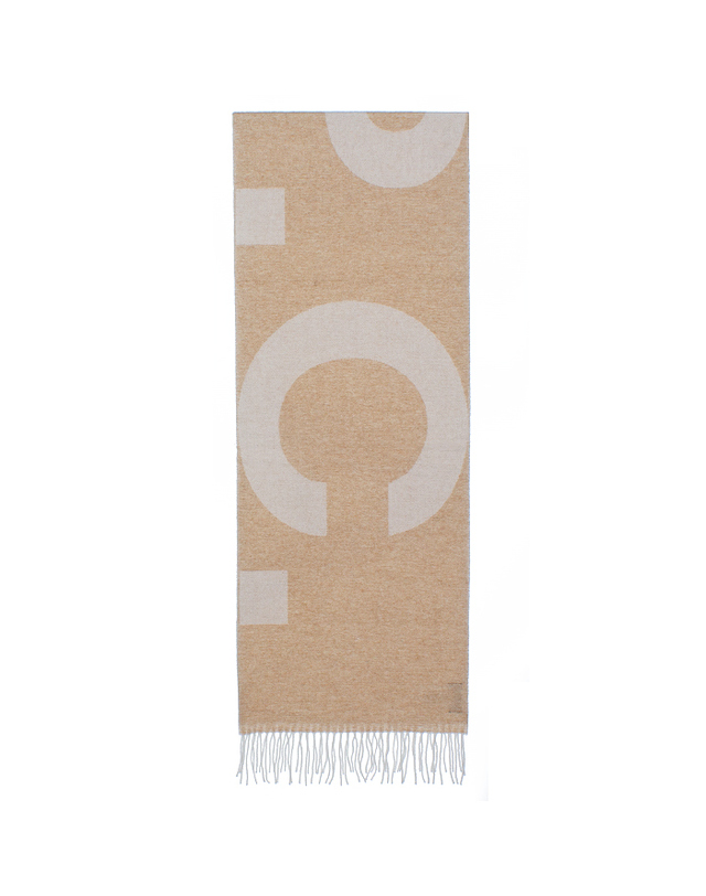 아페쎄 아페쎄 A.P.C 로고 malo 스카프 머플러 WOAOV M15176 CAB 착용컷