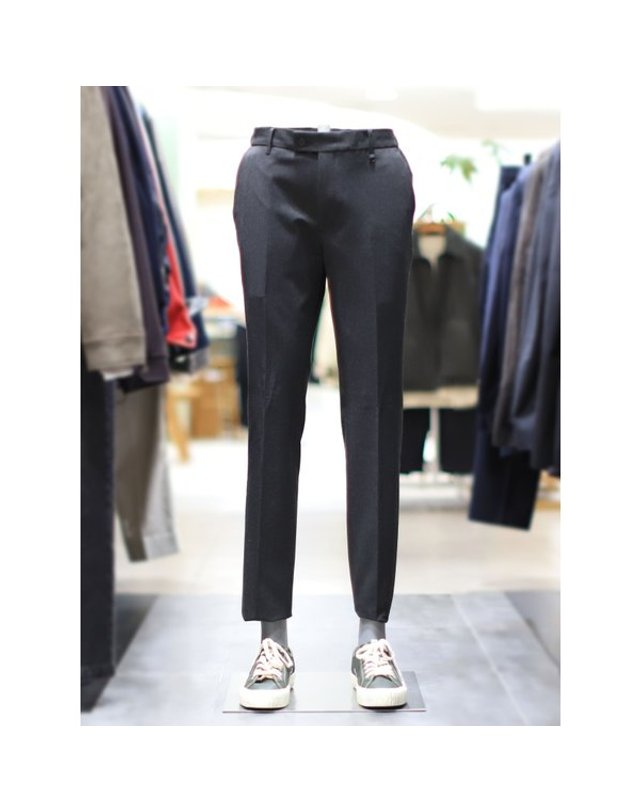 본 [갤러리아] BON 23F/W 3종 택1 브러쉬드 사이드 밴딩 미니멀 슬랙스 BN3FTA323 착용컷