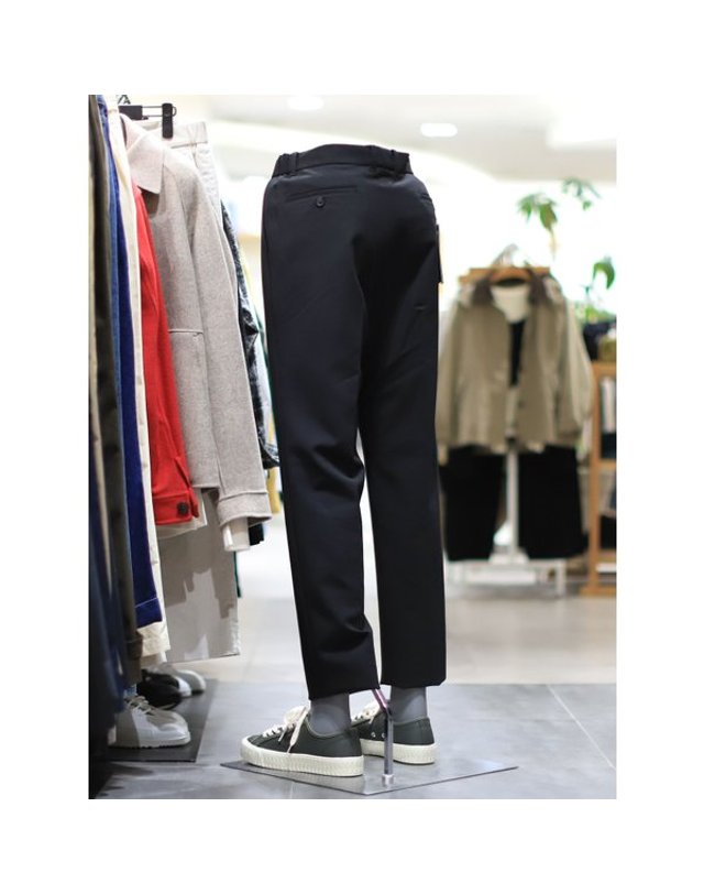 본 [갤러리아] BON F/W 블랙 울라이크 베이직 슬랙스 BN4FTA321 착용컷