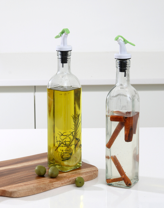 키텐실 [시노글라스] 키텐실 사각오일병 소스통 간장병 참기름병 250ml 착용컷