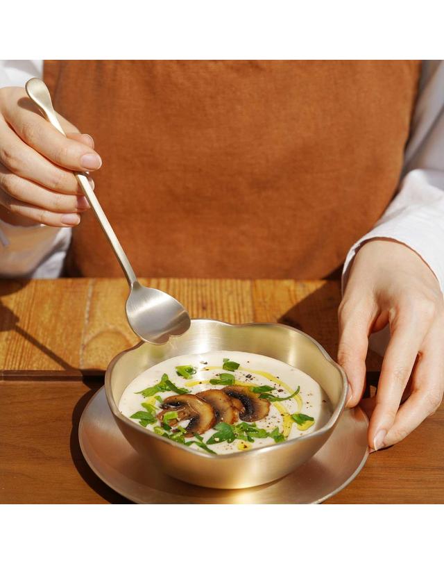 놋담 놋담 방짜유기 하트 디저트 스푼 착용컷