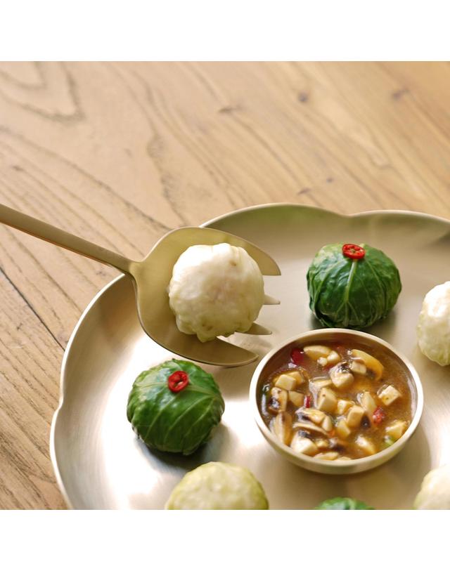놋담 놋담 방짜유기 서빙포크 1P 착용컷