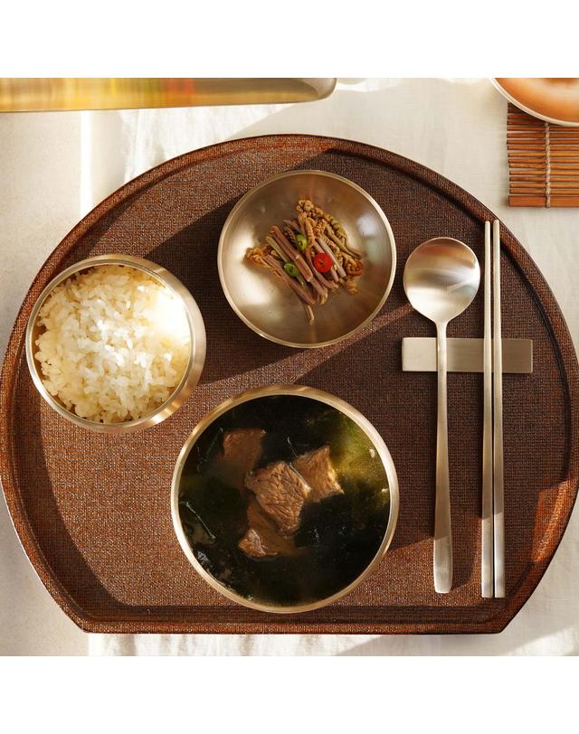 놋담 놋담 방짜유기 달수저 4인 착용컷