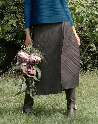 [FINE PLEATS] 피네 플리츠 랩 롱 스커트 브라운