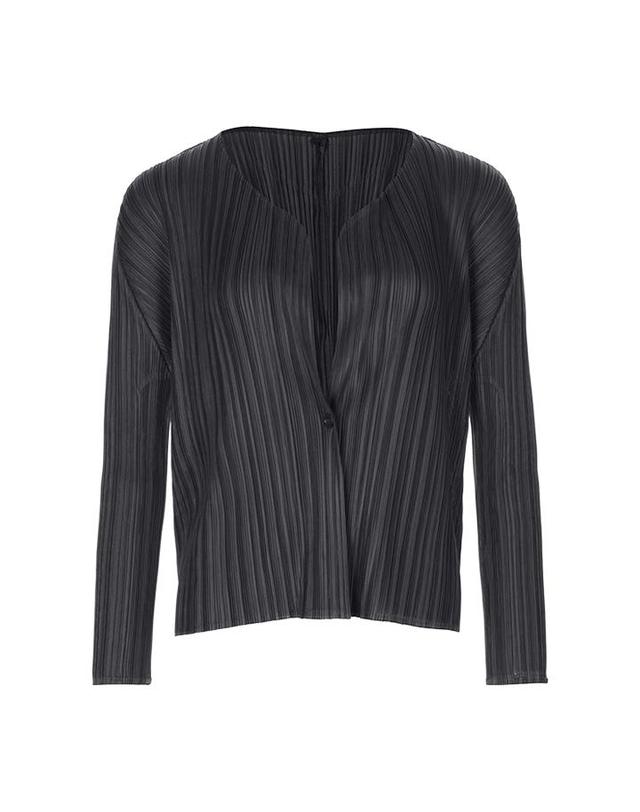 피네플리츠 [FINE PLEATS] 피네 플리츠 단추 긴팔 숏 가디건 블랙 착용컷