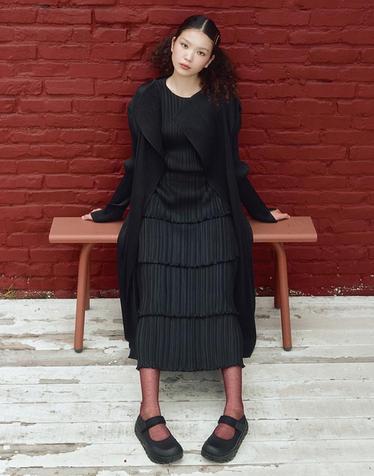 [FINE PLEATS] 피네 플리츠 웨이브 롱 스커트 블랙