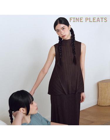 [FINE PLEATS] 피네 플리츠 하프넥 A라인 탑 다크 브라운