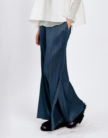 [FINE PLEATS] 피네 플리츠 사이드 슬릿 롱 팬츠 스모키 블루