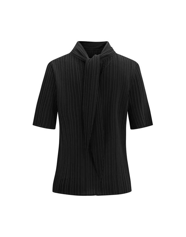 피네플리츠 [FINE PLEATS] 피네 플리츠 타이 스카프 탑 블랙 착용컷