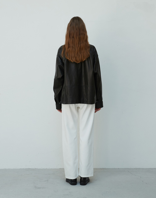 베르데마르 Italian vegetable Lambskin High-neck overfit Jumper_Black 착용컷
