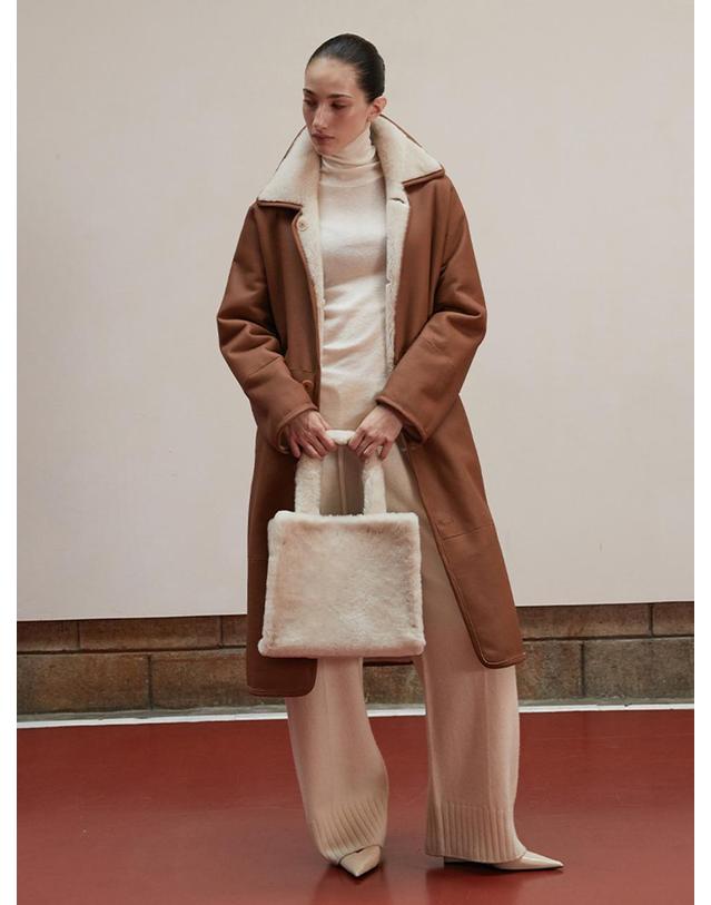 베르데마르 The Shearling Tote Bag 착용컷