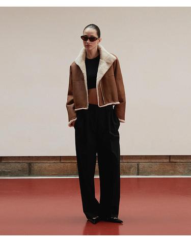 Reversible High Neck Shearling Jacket_Camel