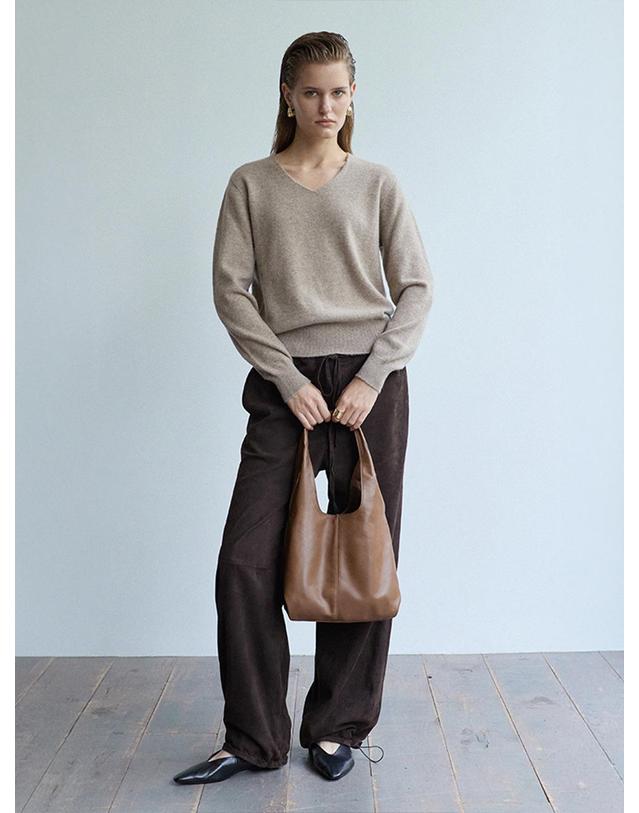 베르데마르 Nappa lambskin Mini Hobo bag_Camel 착용컷