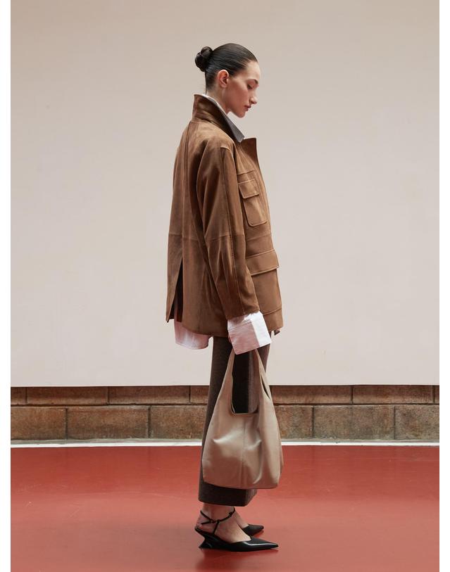 베르데마르 Suede Safari Jacket_Mocha Mousse 착용컷