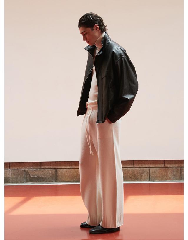 베르데마르 Vegetable Lambskin High-neck Jacket 착용컷
