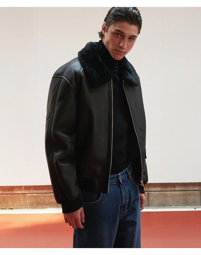 베르데마르 Minimal Shearling Bomber Jumper_Black 착용컷