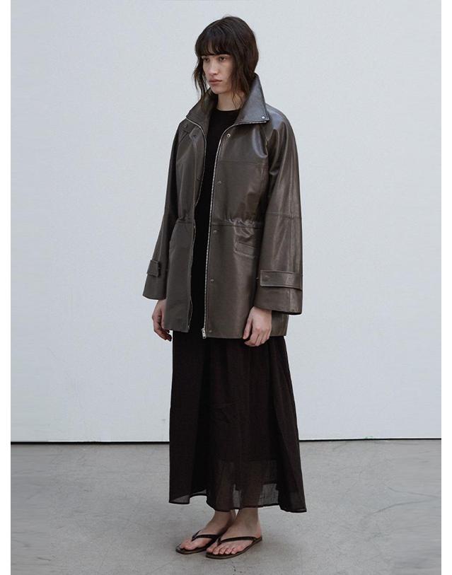 베르데마르 High-Neck Drawstring Half Jacket_Taupe Grey 착용컷