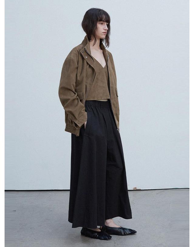 베르데마르 Suede Heritage Bomber Jacket_Mocha Mousse 착용컷