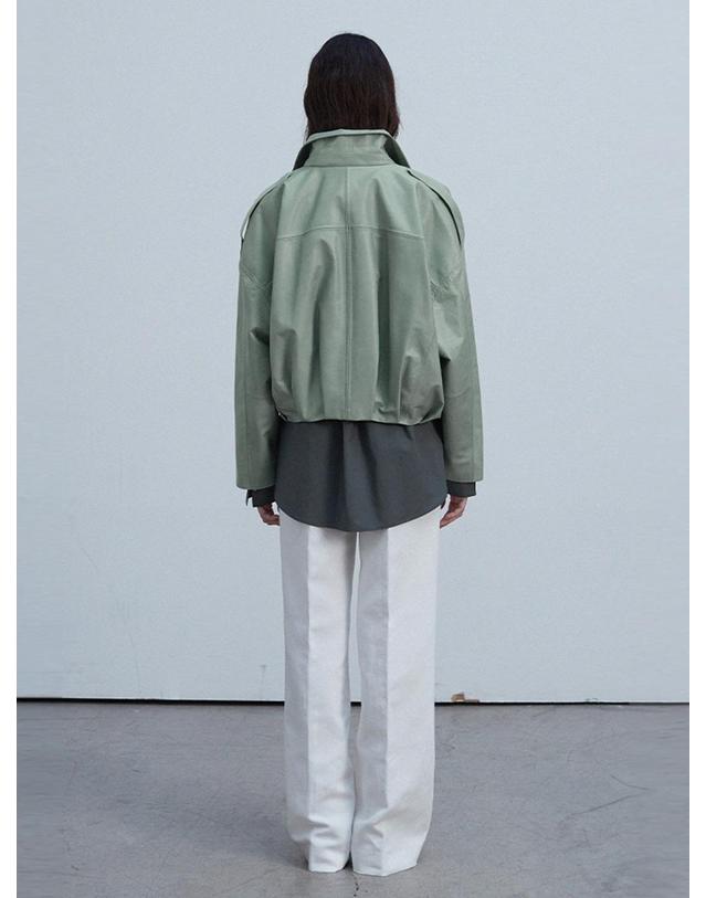 베르데마르 Vegetable Lambskin Balloon Jacket_Sage Green 착용컷