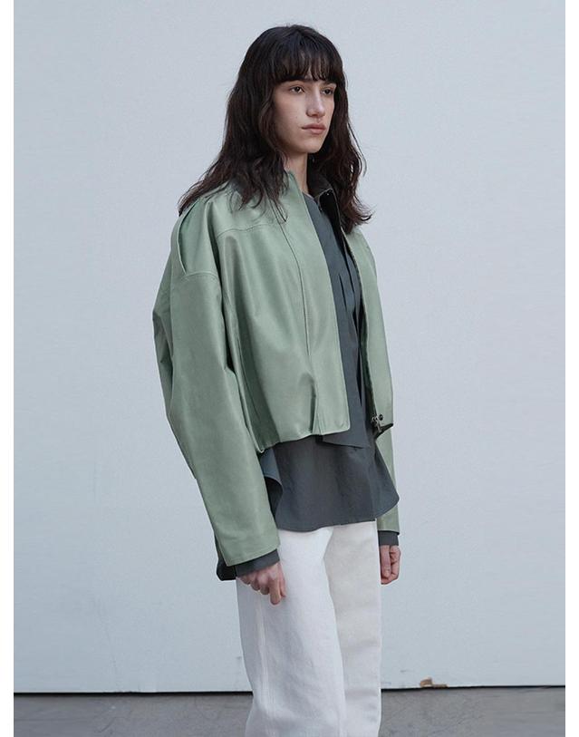 베르데마르 Vegetable Lambskin Balloon Jacket_Sage Green 착용컷