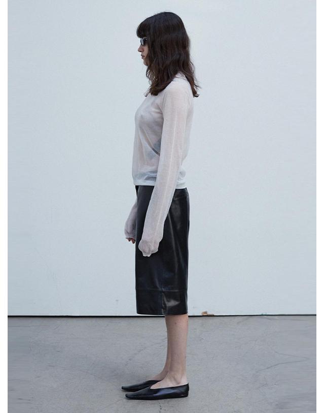 베르데마르 Lambskin Bermuda Pants 착용컷